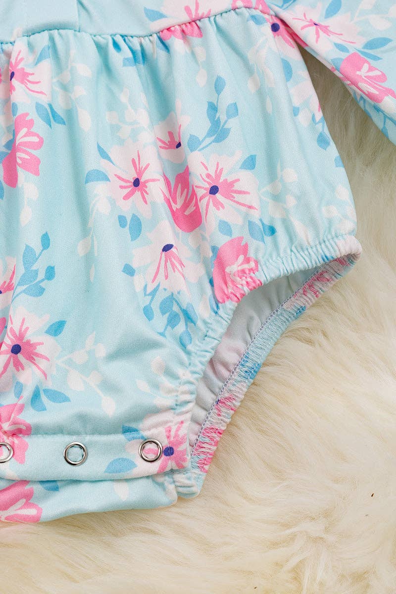 Pastel floral printed onesie w/ long sleeve.
